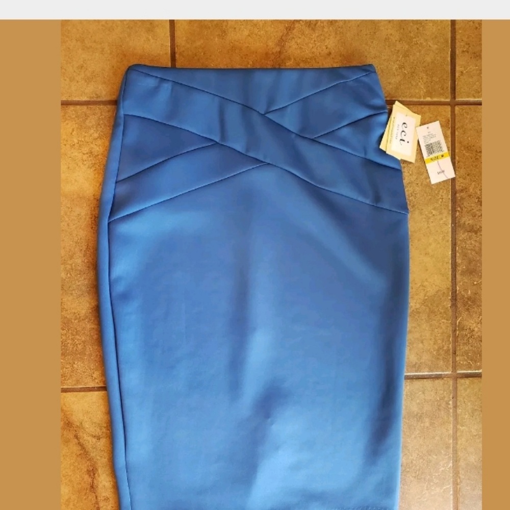 ECI Blue pencil Skirt Size Medium New!
